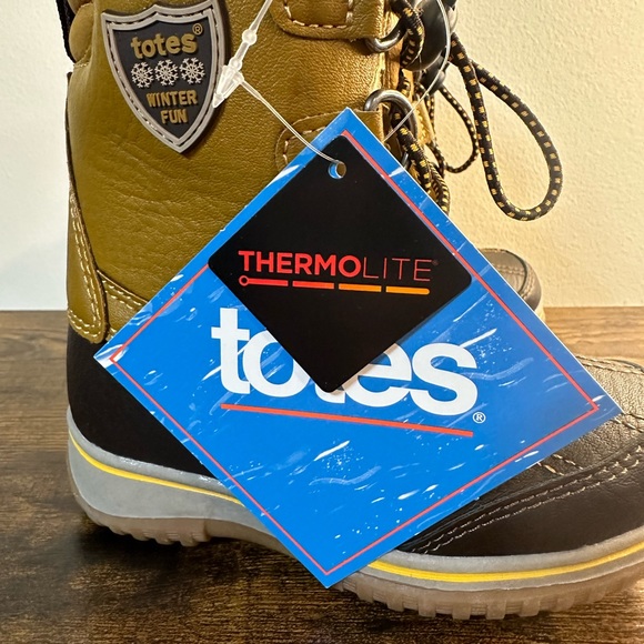 Totes Toddler Boys Insulated Winter Boots NWT size 5 - Picture 6 of 6